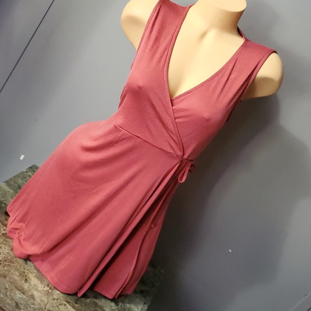 Stunning Rose True Wrap Dress - Picture 6 of 10